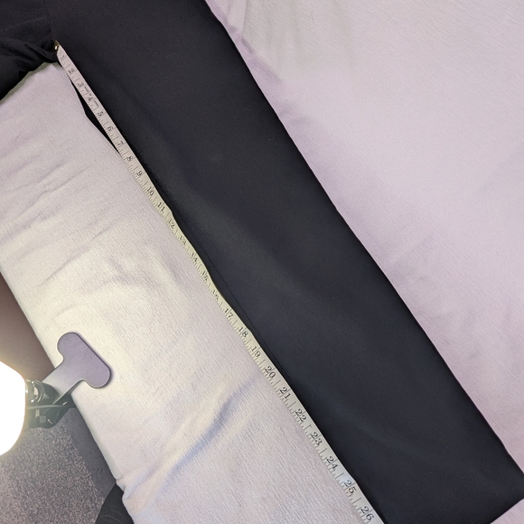 Le Chateau Skinny Black Pants Size 8 NWT - Picture 5 of 6